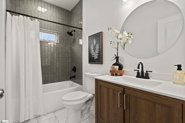 5 E 5th Street, Greenville, SC 29611