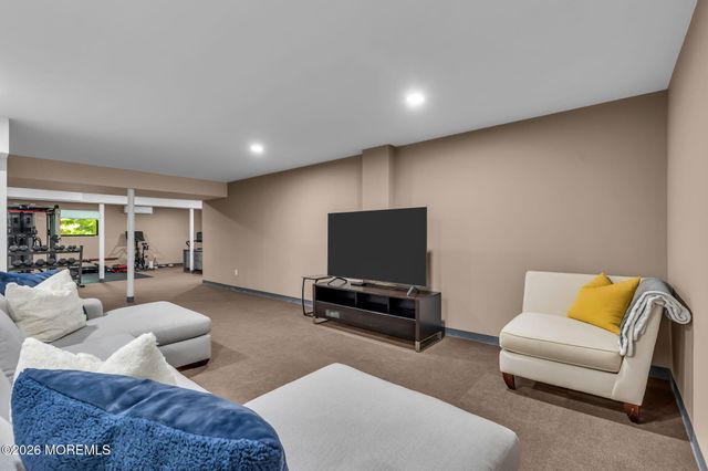 17 Hidden Hollow Terrace, Holmdel, NJ 07733
