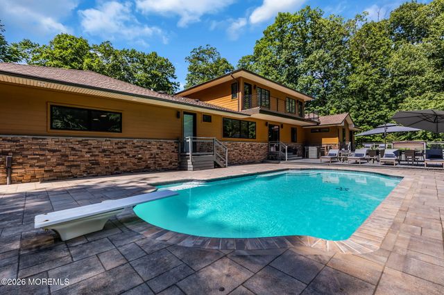 17 Hidden Hollow Terrace, Holmdel, NJ 07733