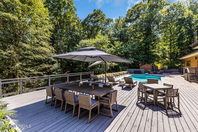 17 Hidden Hollow Terrace, Holmdel, NJ 07733