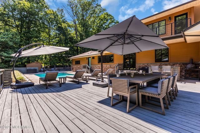 17 Hidden Hollow Terrace, Holmdel, NJ 07733