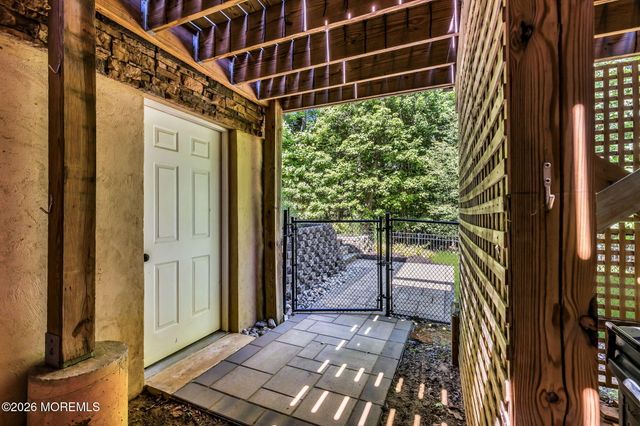 17 Hidden Hollow Terrace, Holmdel, NJ 07733