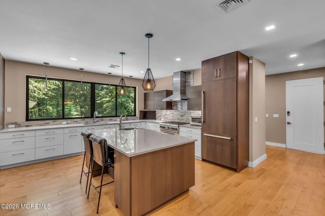 17 Hidden Hollow Terrace, Holmdel, NJ 07733