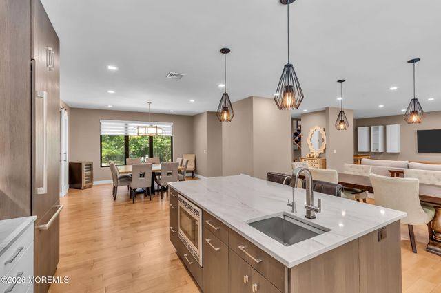 17 Hidden Hollow Terrace, Holmdel, NJ 07733