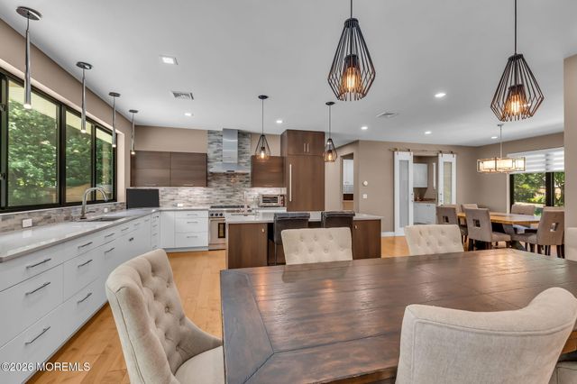 17 Hidden Hollow Terrace, Holmdel, NJ 07733