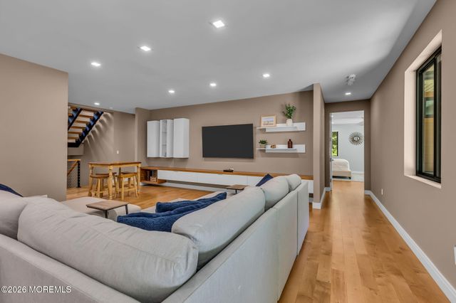 17 Hidden Hollow Terrace, Holmdel, NJ 07733