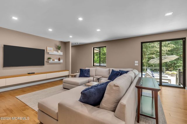 17 Hidden Hollow Terrace, Holmdel, NJ 07733