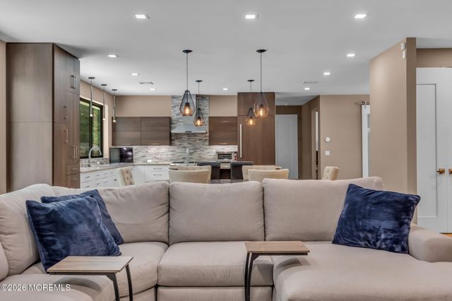 17 Hidden Hollow Terrace, Holmdel, NJ 07733