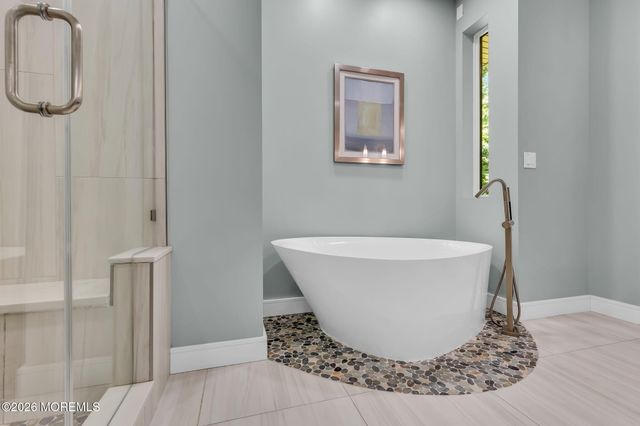 17 Hidden Hollow Terrace, Holmdel, NJ 07733