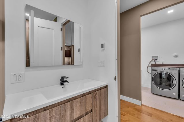17 Hidden Hollow Terrace, Holmdel, NJ 07733