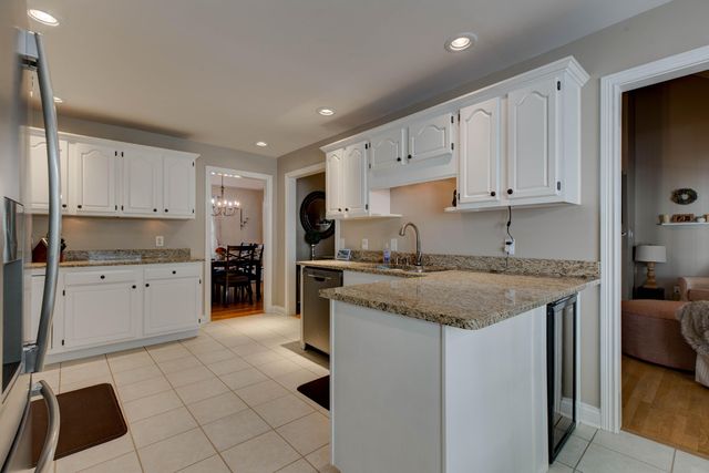 207 Hibiscus Lane, Winchester, KY 40391