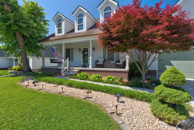 207 Hibiscus Lane, Winchester, KY 40391
