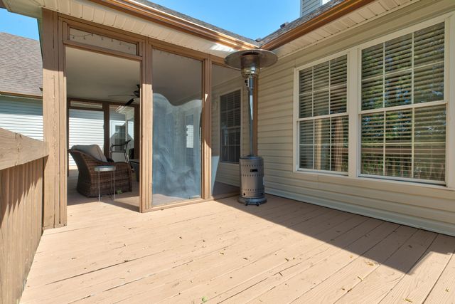 207 Hibiscus Lane, Winchester, KY 40391
