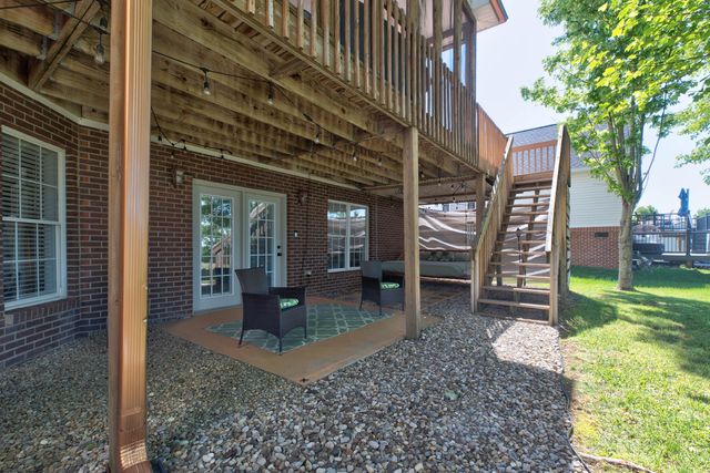 207 Hibiscus Lane, Winchester, KY 40391