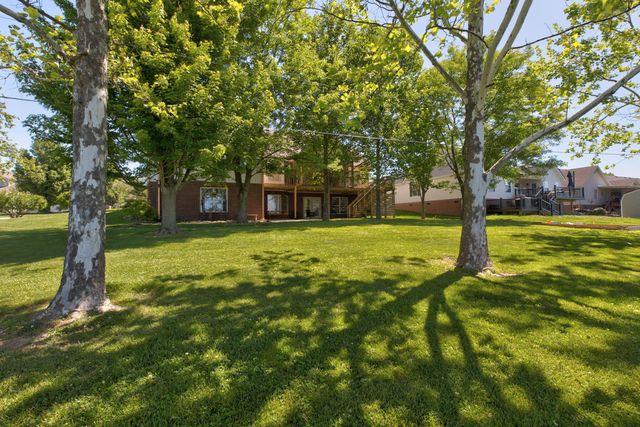 207 Hibiscus Lane, Winchester, KY 40391