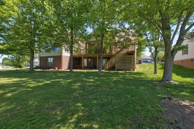207 Hibiscus Lane, Winchester, KY 40391