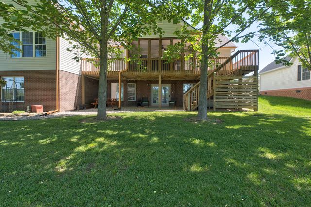 207 Hibiscus Lane, Winchester, KY 40391