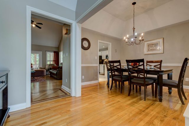207 Hibiscus Lane, Winchester, KY 40391