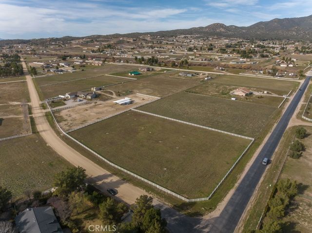 300 Flightline Way, Aguanga, CA 92536