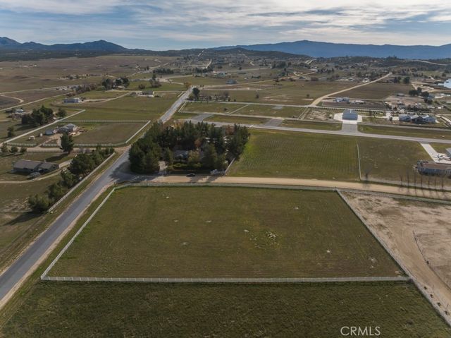 300 Flightline Way, Aguanga, CA 92536