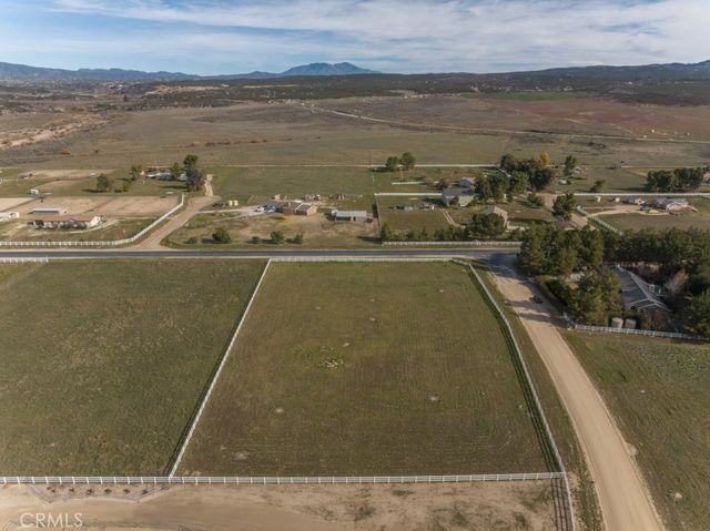 300 Flightline Way, Aguanga, CA 92536