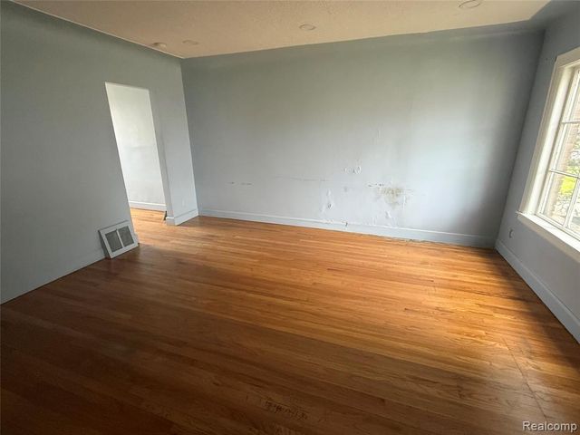 6306 Schaefer Road, Dearborn, MI 48126