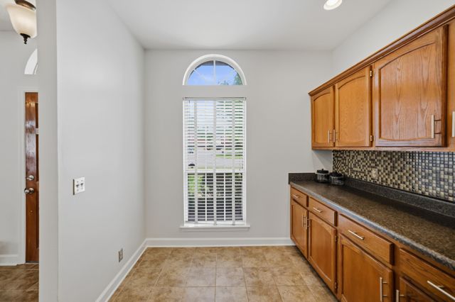 785 Jaywood Dr, Old Hickory, TN 37138