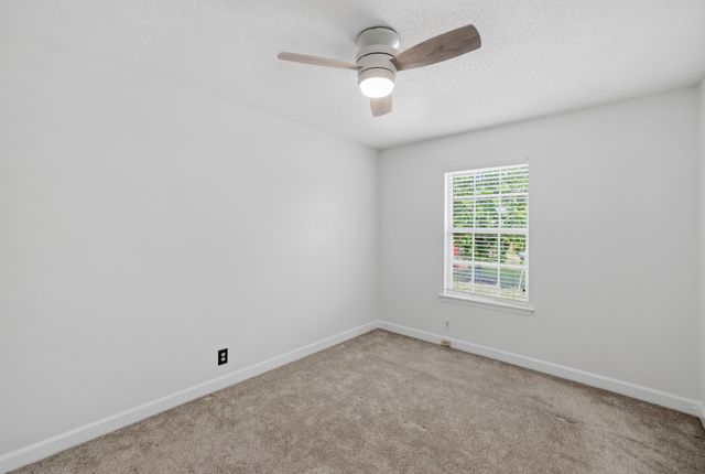 785 Jaywood Dr, Old Hickory, TN 37138
