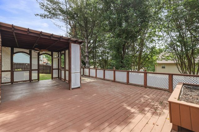 785 Jaywood Dr, Old Hickory, TN 37138