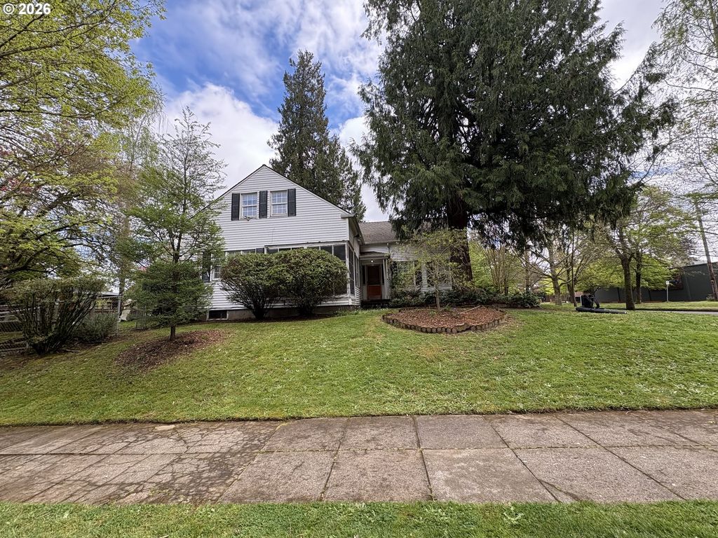 2909 Ne AINSWORTH St, Portland, OR 97211