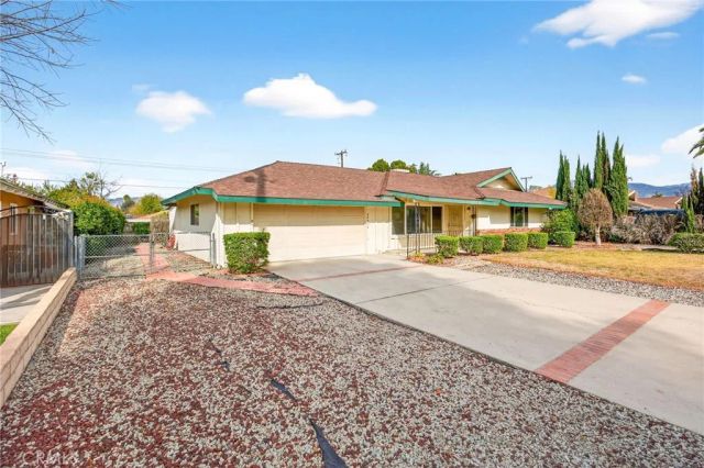 40930 Johnston, Hemet, CA 92544