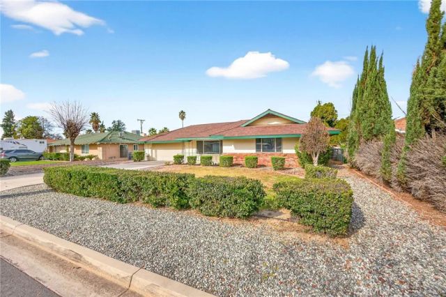 40930 Johnston, Hemet, CA 92544