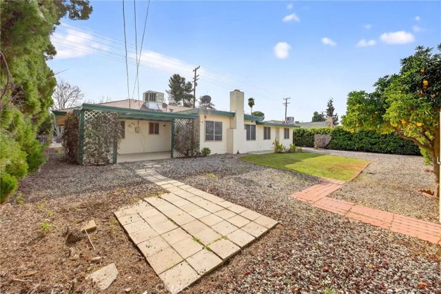 40930 Johnston, Hemet, CA 92544