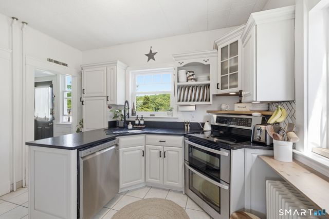 364 Coleman Road, Middletown, CT 06457