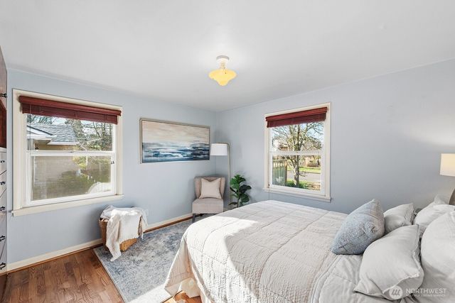 6750 36th Avenue SW, Seattle, WA 98126