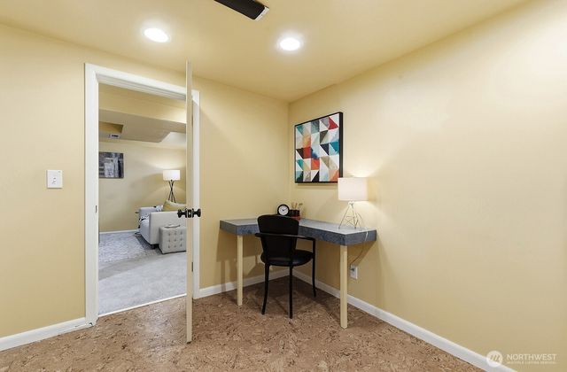 6750 36th Avenue SW, Seattle, WA 98126