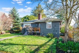 6750 36th Avenue SW, Seattle, WA 98126