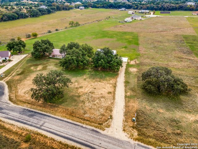 338 Salt Grass Trail, Bandera, TX 78003