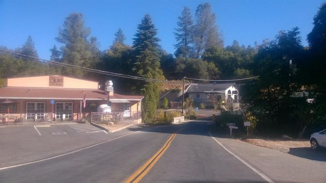 7935 Fairplay Rd, Somerset, CA 95684