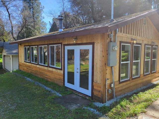 7935 Fairplay Rd, Somerset, CA 95684