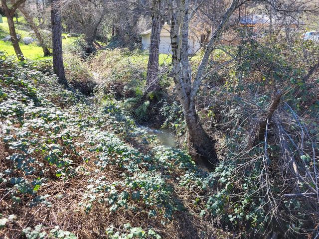 7935 Fairplay Rd, Somerset, CA 95684