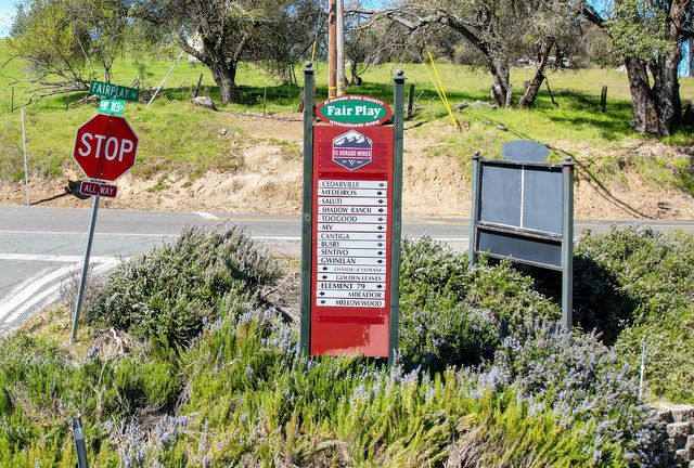 7935 Fairplay Rd, Somerset, CA 95684