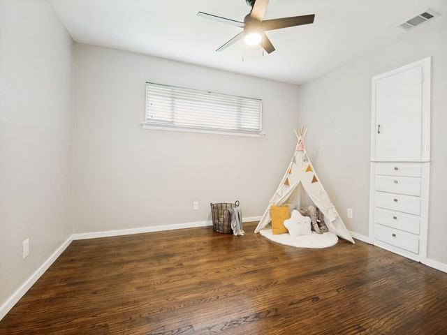 3228 Cedarcroft Lane, Dallas, TX 75233