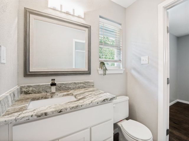 3228 Cedarcroft Lane, Dallas, TX 75233