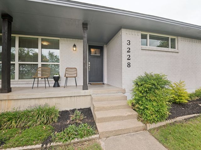 3228 Cedarcroft Lane, Dallas, TX 75233