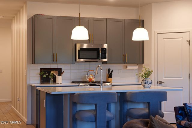 3053 W STRAIGHT ARROW Lane, Phoenix, AZ 85083