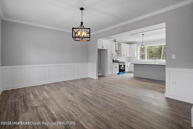 751 Leeward Avenue, Beachwood, NJ 08722