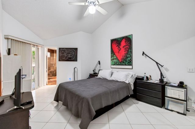 6737 Via Regina, Boca Raton, FL 33433