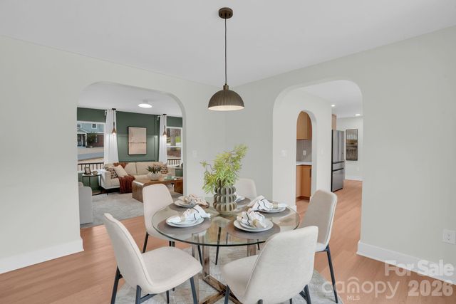 2011 E Barden Road, Charlotte, NC 28226