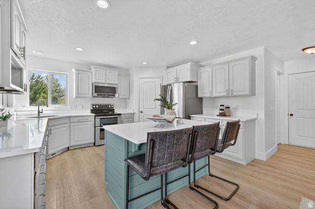 1092 S 2095 W, Lehi, UT 84043